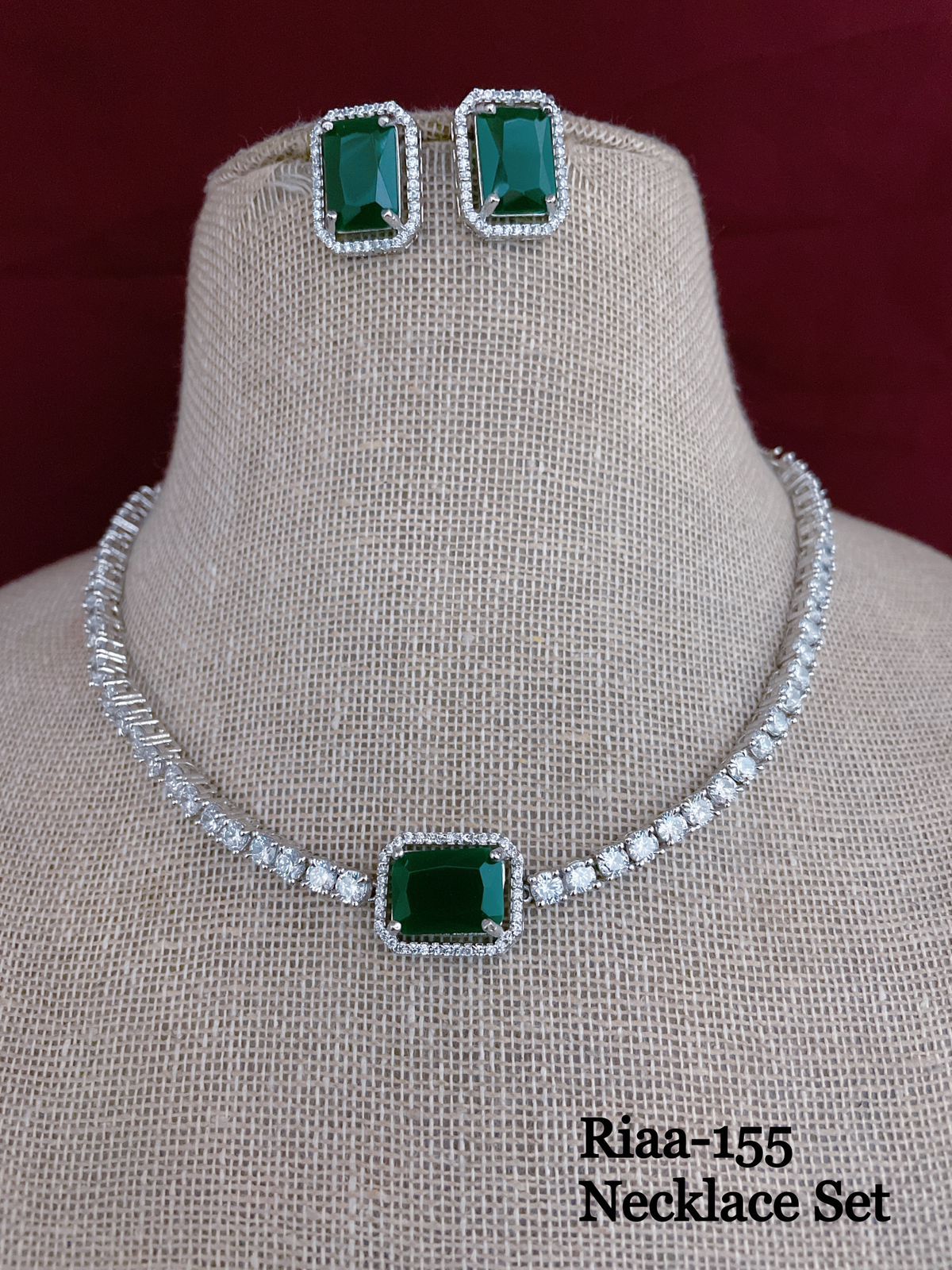 18K White Silver Plated Green Emerald Earring Nacklace Set.